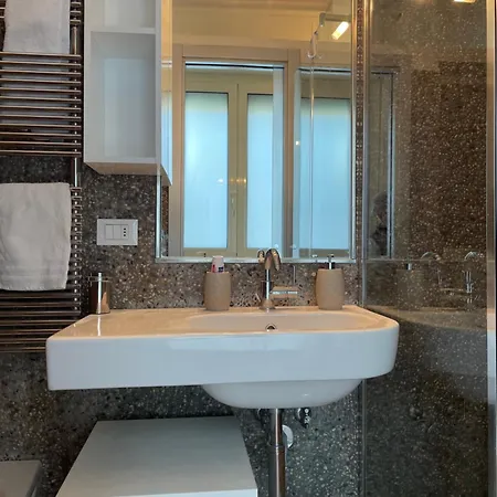 Apartment Cosy Penthouse, Attico In Ztl Sul Centro Citta *